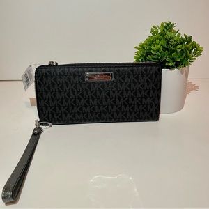 MICHAEL MICHAEL KORS Money Pieces Travel Continental Black/Light Pewter